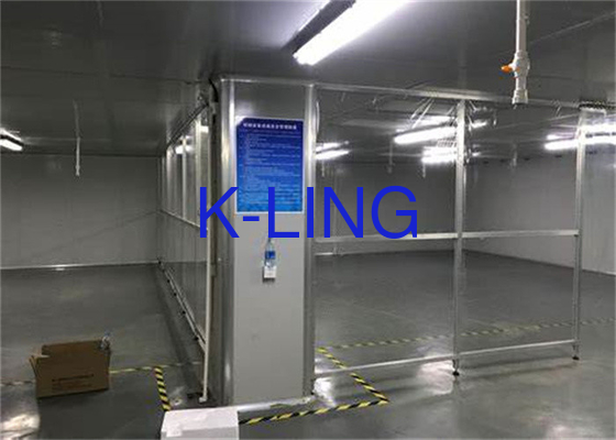 Industrielle Beleuchtung ≥ 300Lux Reinstand / Reinraum für die Präzisionsfertigung